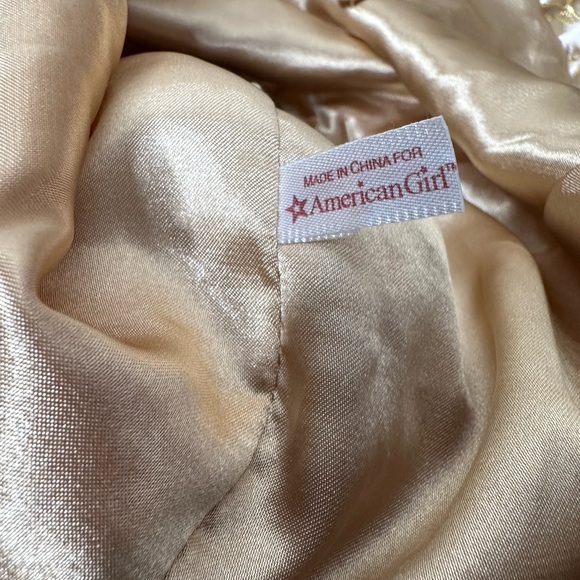 AMERICAN GIRL DOLL GOLD & BLACK
MIDNIGHT HOLLY CHRISTMAS HOLIDAY DRESS - Picture 6 of 16